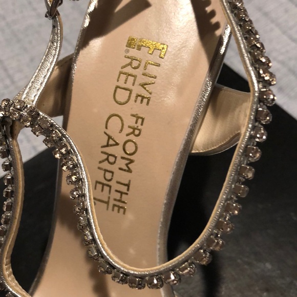 NIB Silver Dress High Heeled Sandals - Picture 4 of 8